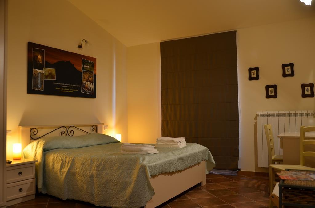 La Carretteria Guest House Mistretta Номер фото